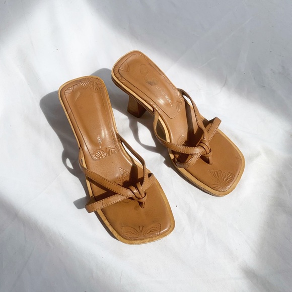 Vintage Shoes - Y2K no boundaries Shayla Chunky Sandal Heels 6